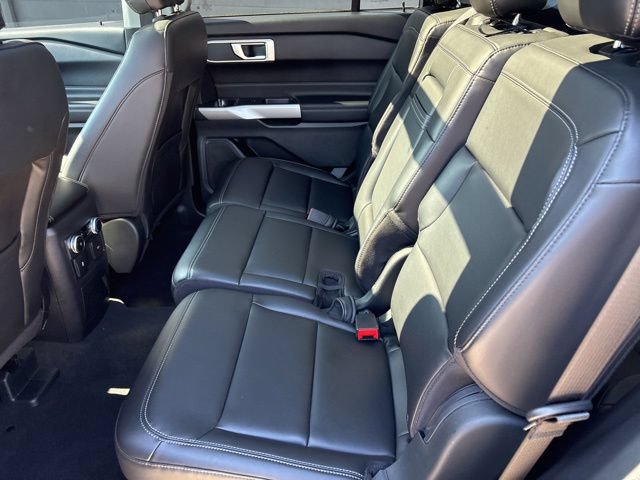 Certified 2024 Ford Explorer XLT w/ Equipment Group 202A AWD/4WD image 33