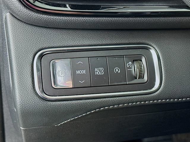 Used 2025 Buick Enclave Preferred FWD image 16