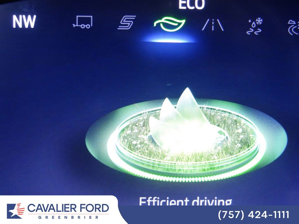 Certified 2025 Ford Explorer ST-Line AWD/4WD image 36