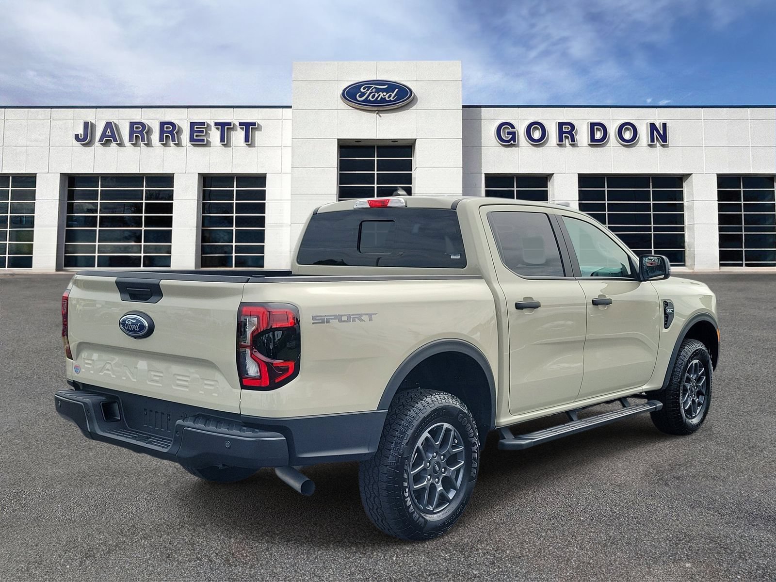 Certified 2025 Ford Ranger XLT RWD image 4