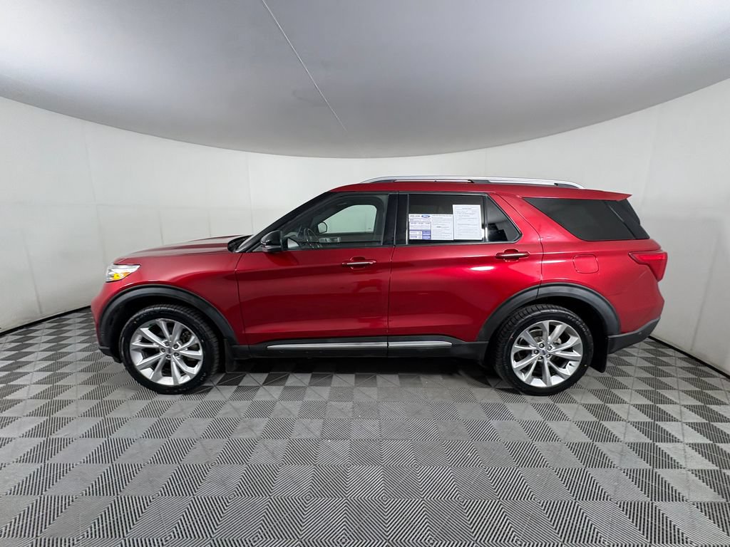 Certified 2021 Ford Explorer Platinum w/ Equipment Group 601A AWD/4WD image 2