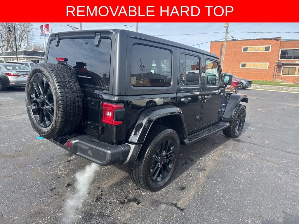 Used 2023 Jeep Wrangler Unlimited Sahara w/ Cold Weather Group image 3