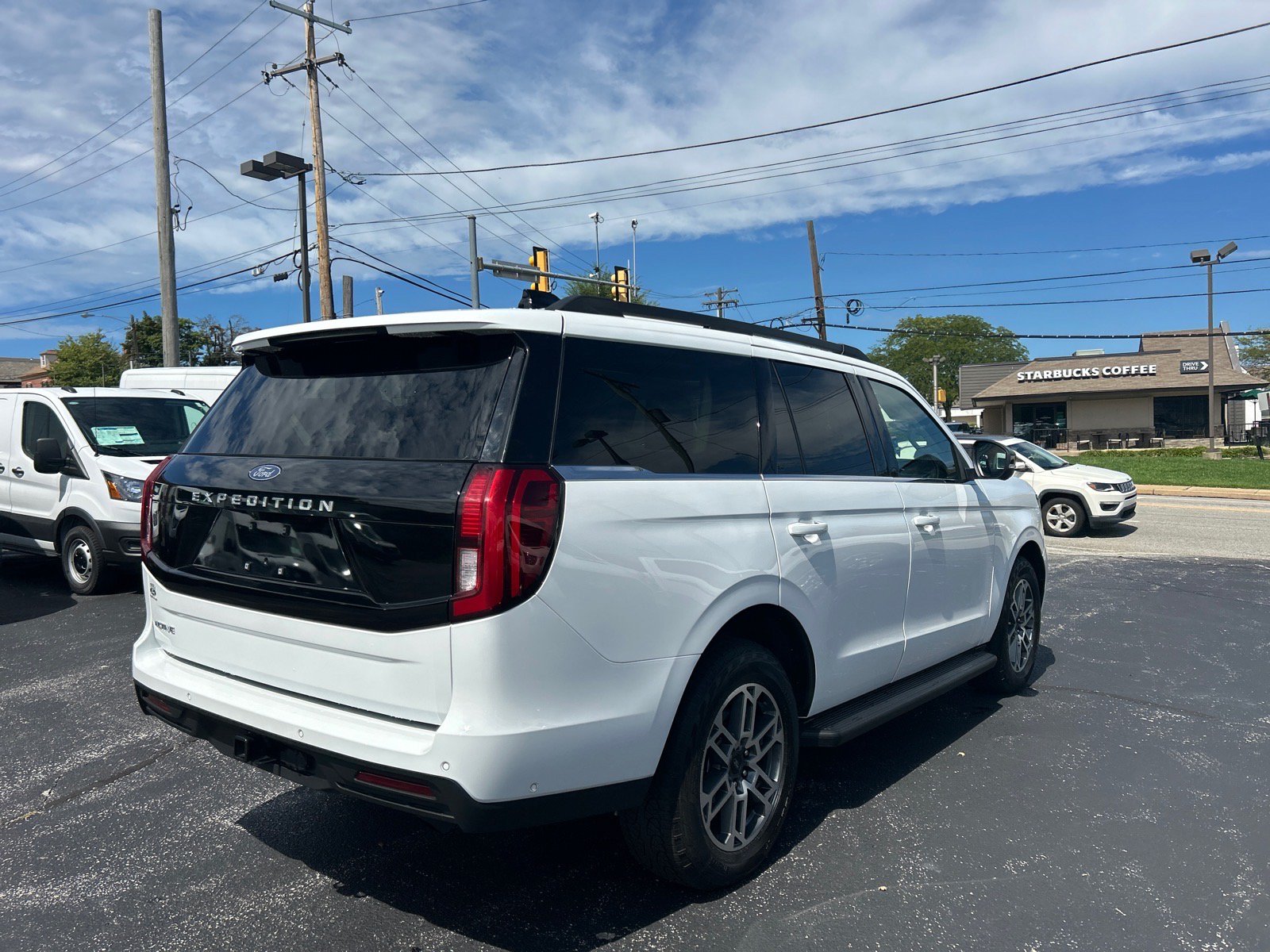 Certified 2025 Ford Expedition Active AWD/4WD image 21