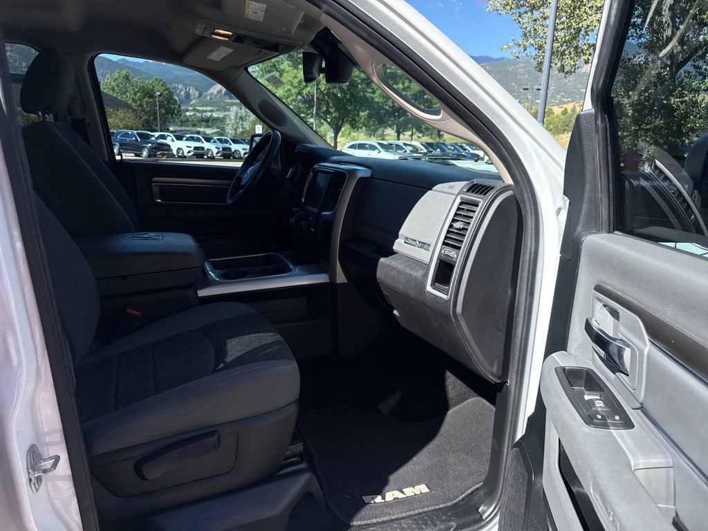 Used 2017 RAM 1500 Lone Star RWD image 29