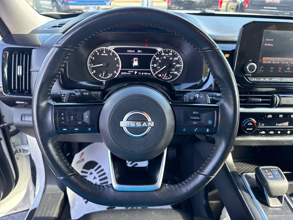 Used 2022 Nissan Pathfinder SV w/ SV Black Package FWD image 16