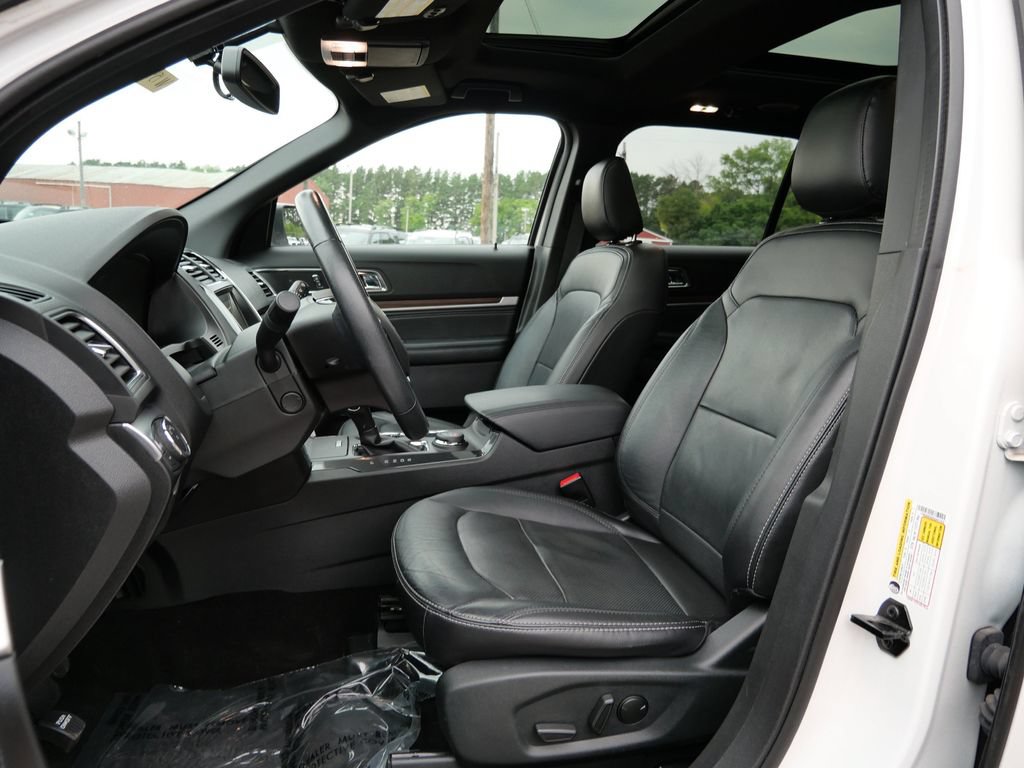 Certified 2019 Ford Explorer Limited w/ Class III Trailer Tow Package AWD/4WD image 21