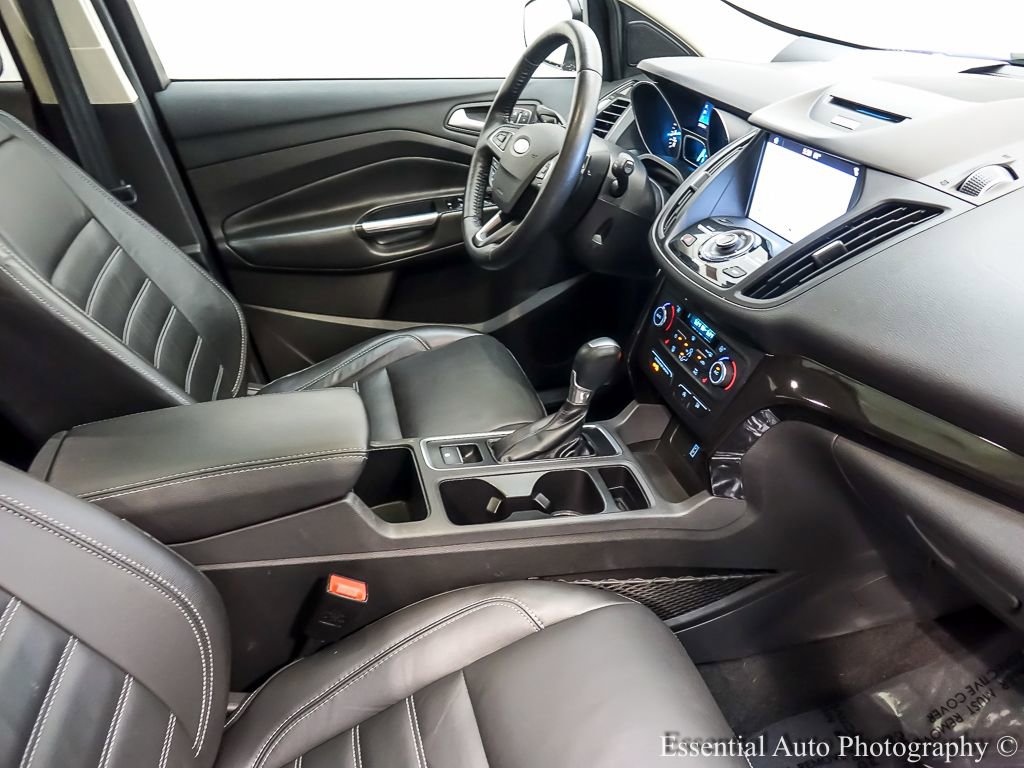 Certified 2017 Ford Escape Titanium AWD/4WD image 27