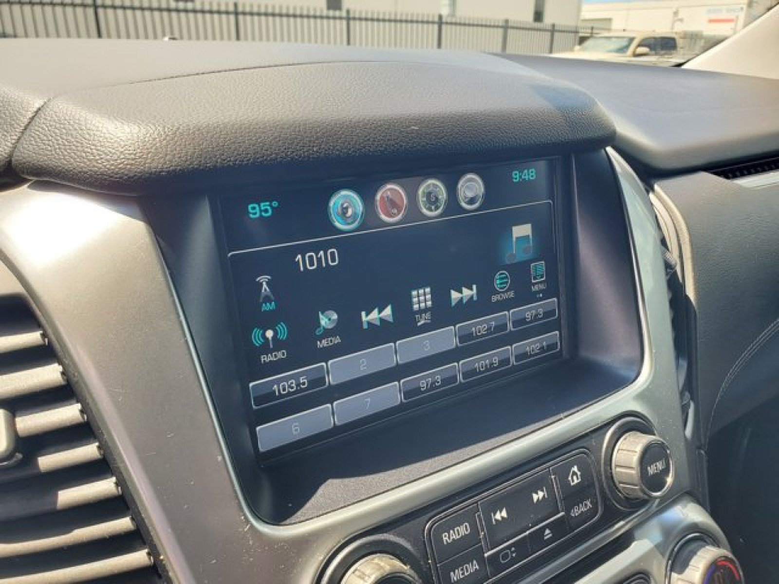 Used 2020 Chevrolet Tahoe LS AWD/4WD image 19