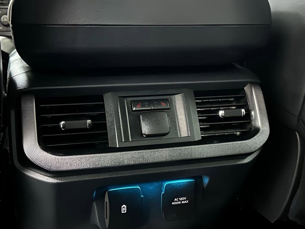 Certified 2022 Ford F150 Platinum w/ Max Trailer Tow Package image 30