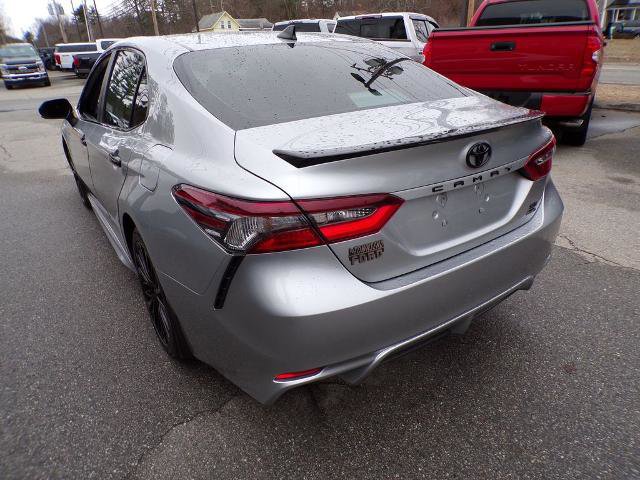 Used 2022 Toyota Camry SE image 3