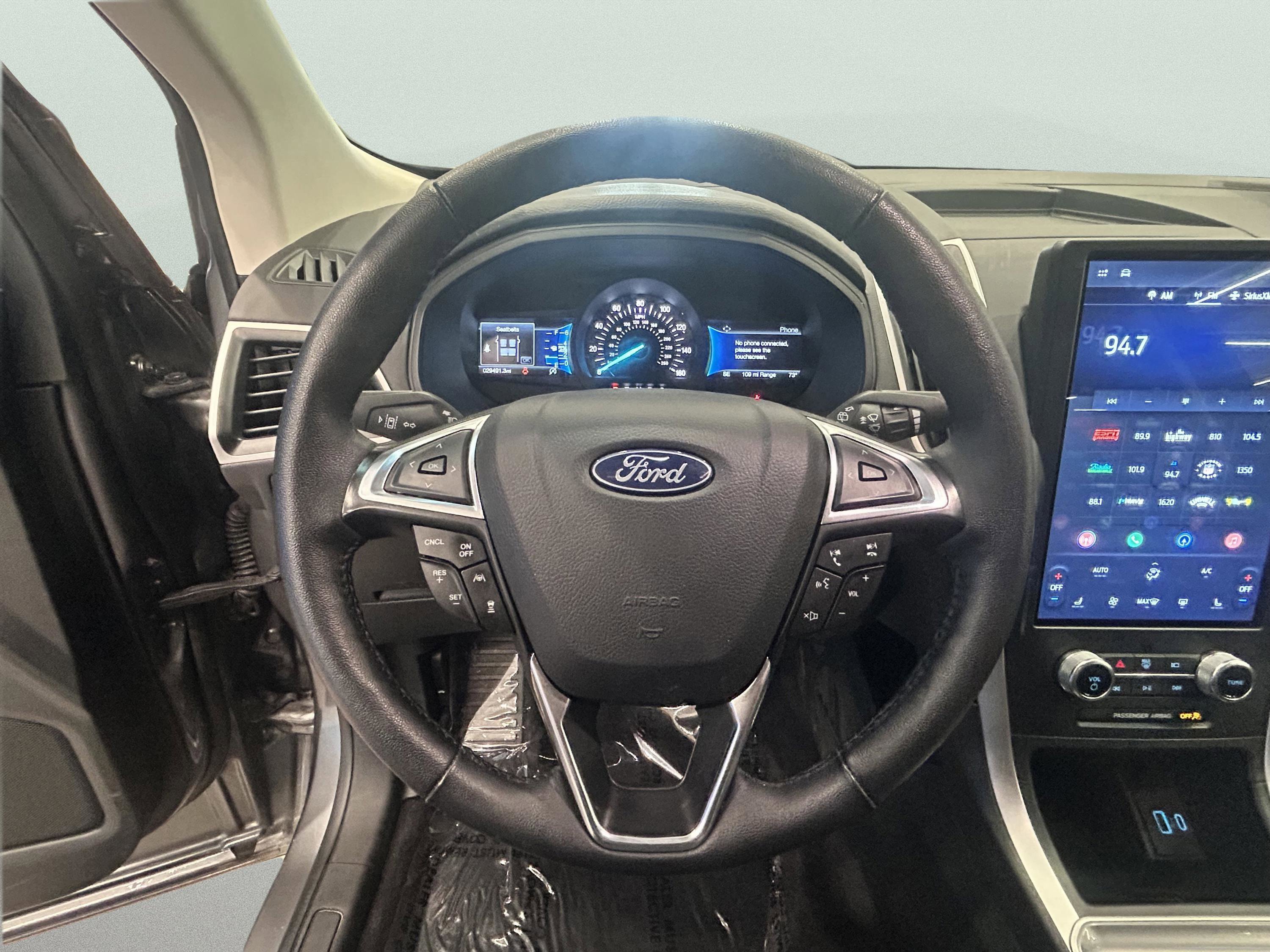 Certified 2024 Ford Edge SEL image 18