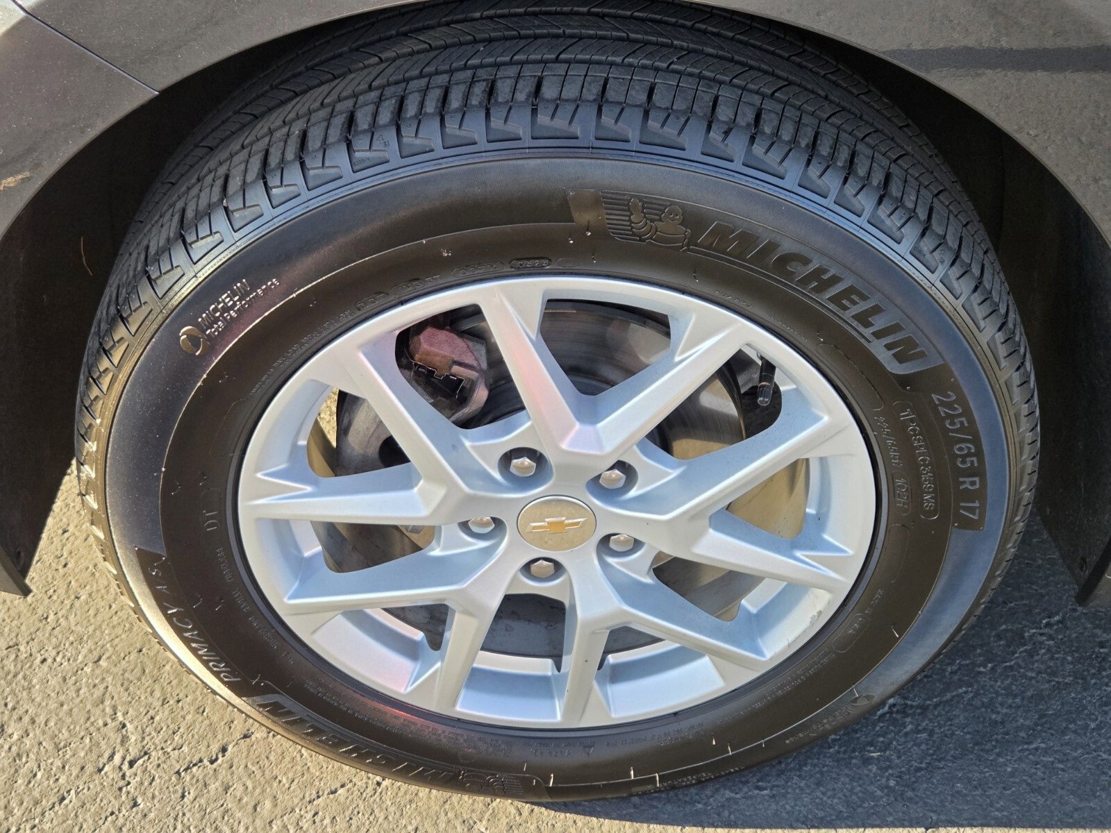 Used 2023 Chevrolet Equinox LT image 9