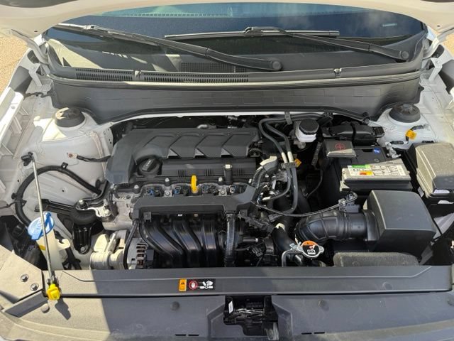 Used 2024 Hyundai Venue Limited FWD image 40