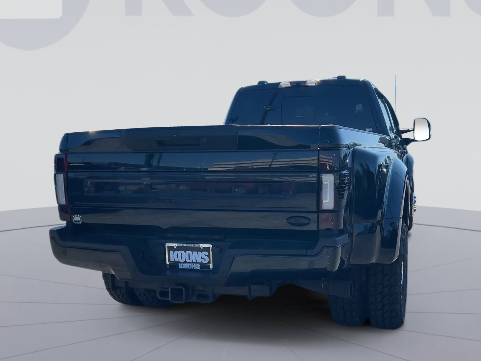 Certified 2020 Ford F450 Platinum w/ FX4 Off-Road Package AWD/4WD image 11