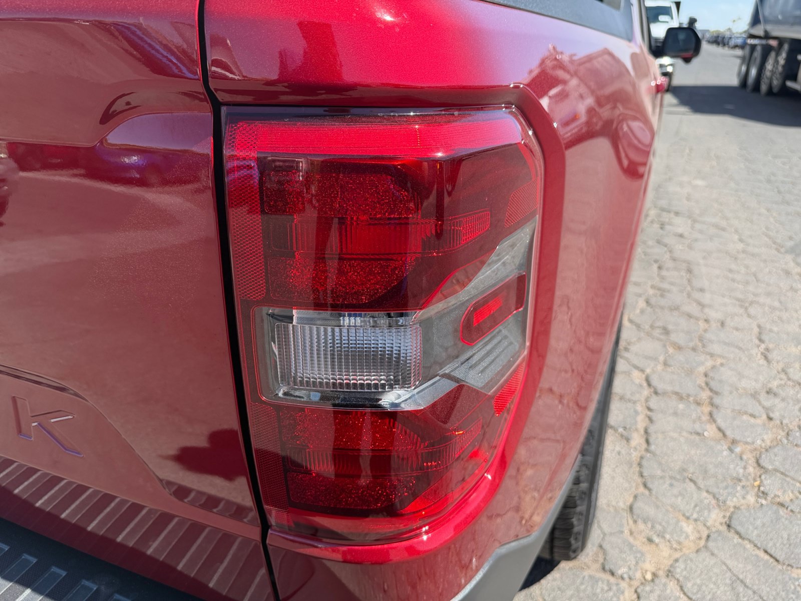 Certified 2025 Ford Maverick Lariat w/ 4K Tow Package AWD/4WD image 28
