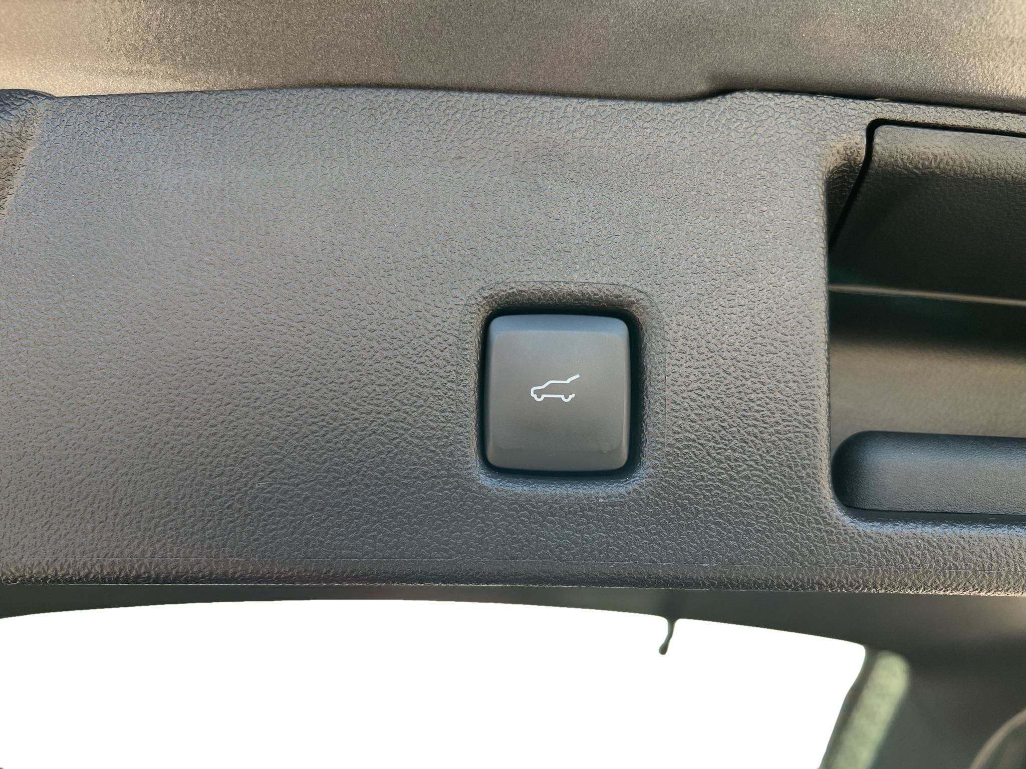 Certified 2025 Ford Escape Active w/ Active Premium Tech Pack AWD/4WD image 19