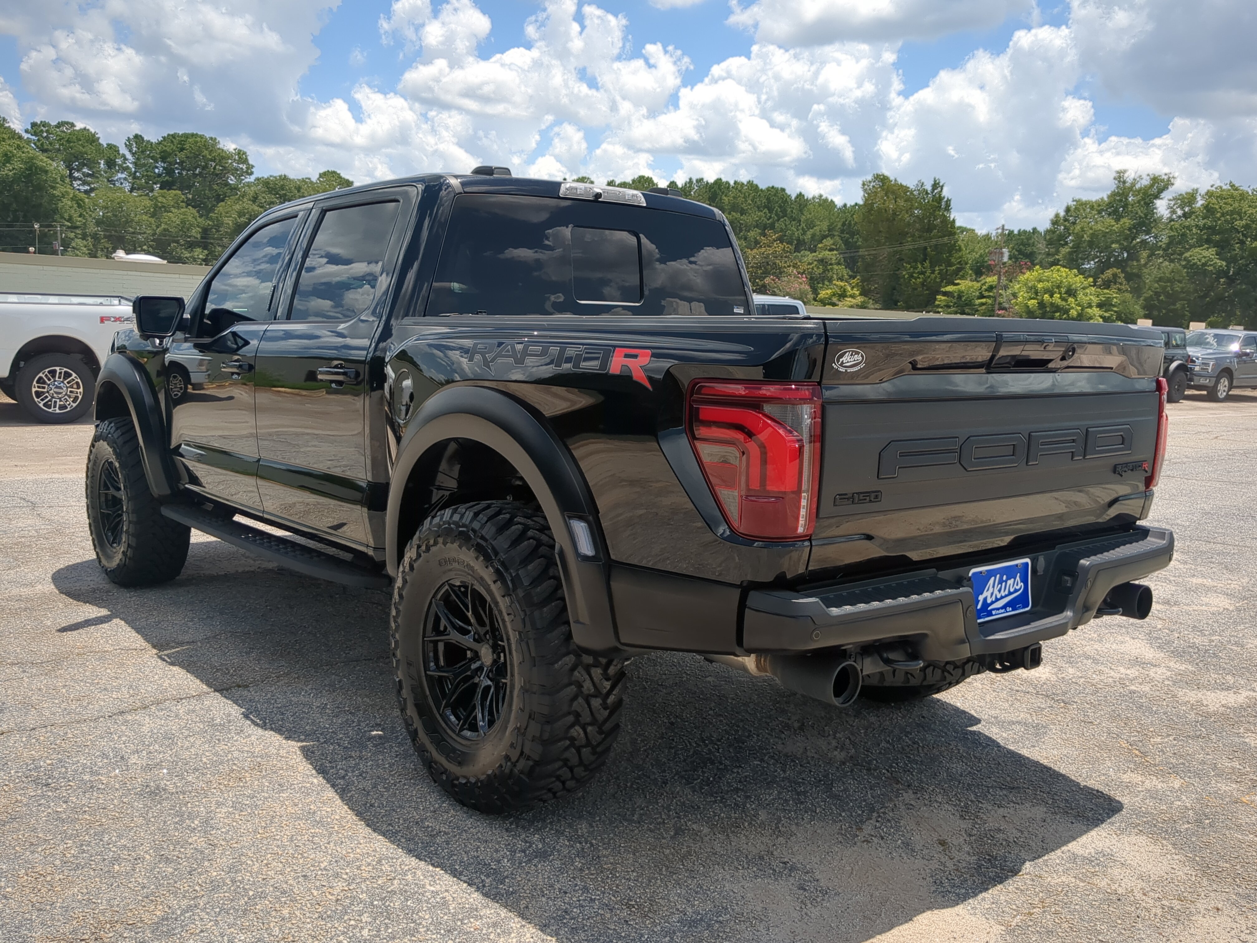 Certified 2024 Ford F150 Raptor w/ Equipment Group 803A Raptor R AWD/4WD image 5