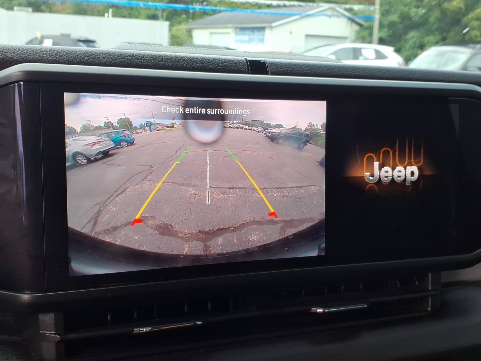 Used 2025 Jeep Wrangler Unlimited Sport AWD/4WD image 15