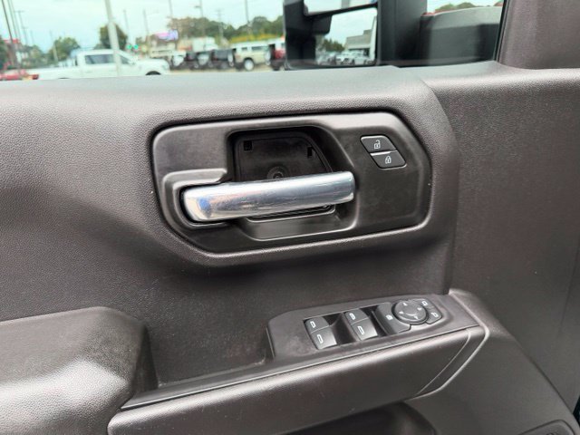 Used 2021 Chevrolet Silverado 1500 Custom Trail Boss w/ LPO, Dark Essentials Package AWD/4WD image 13