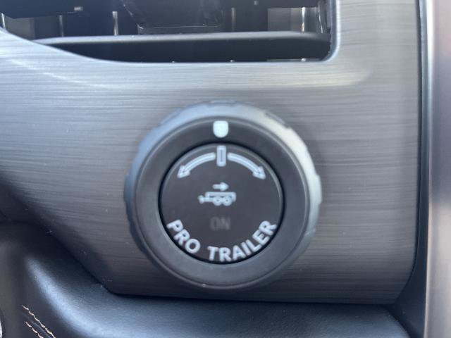 Certified 2024 Ford Expedition Platinum AWD/4WD image 12