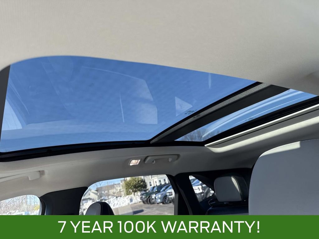 Certified 2023 Ford Escape Platinum w/ Premium Technology Package image 21