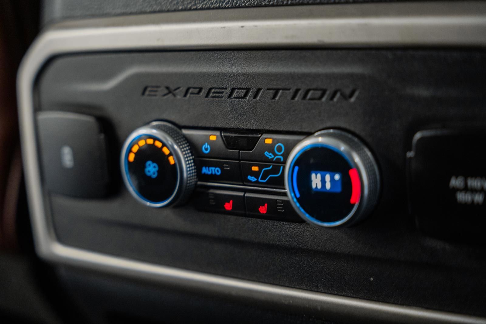 Certified 2022 Ford Expedition Max Limited image 42