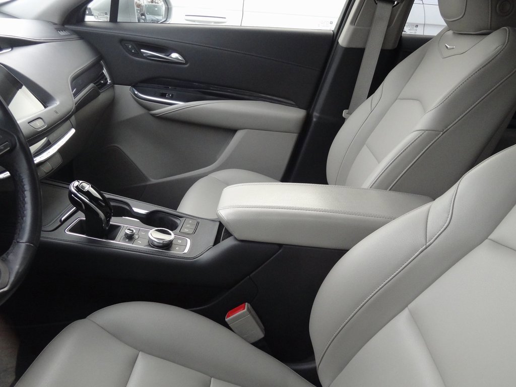 Used 2021 Cadillac XT4 Luxury image 7