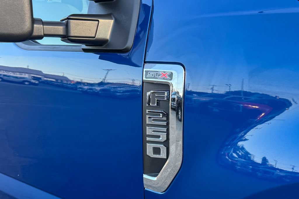 Certified 2022 Ford F250 XL w/ STX Appearance Package AWD/4WD image 12