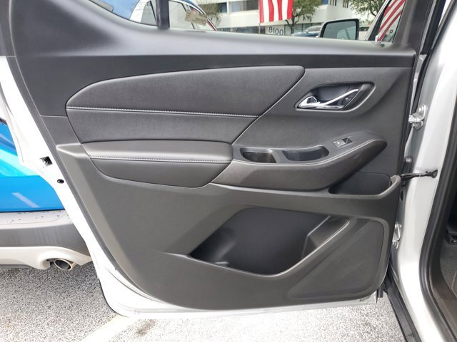 Used 2022 Chevrolet Traverse LT image 12