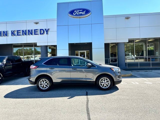 Certified 2021 Ford Edge SEL w/ Cargo Accessory Package AWD/4WD image 24