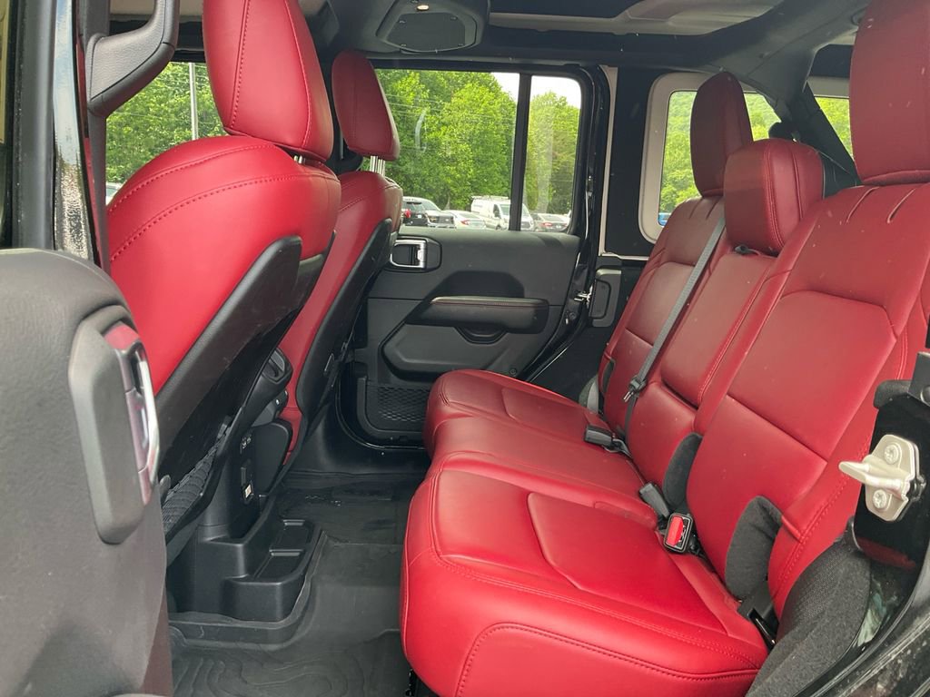 Used 2024 Jeep Wrangler Unlimited Rubicon 392 w/ Dual Top Group AWD/4WD image 14