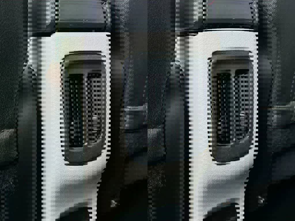 Used 2021 Jeep Compass Limited image 13