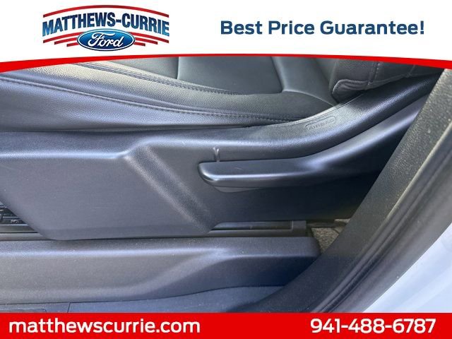 Used 2020 GMC Sierra 3500 4x4 Crew Cab w/ Convenience Package image 10