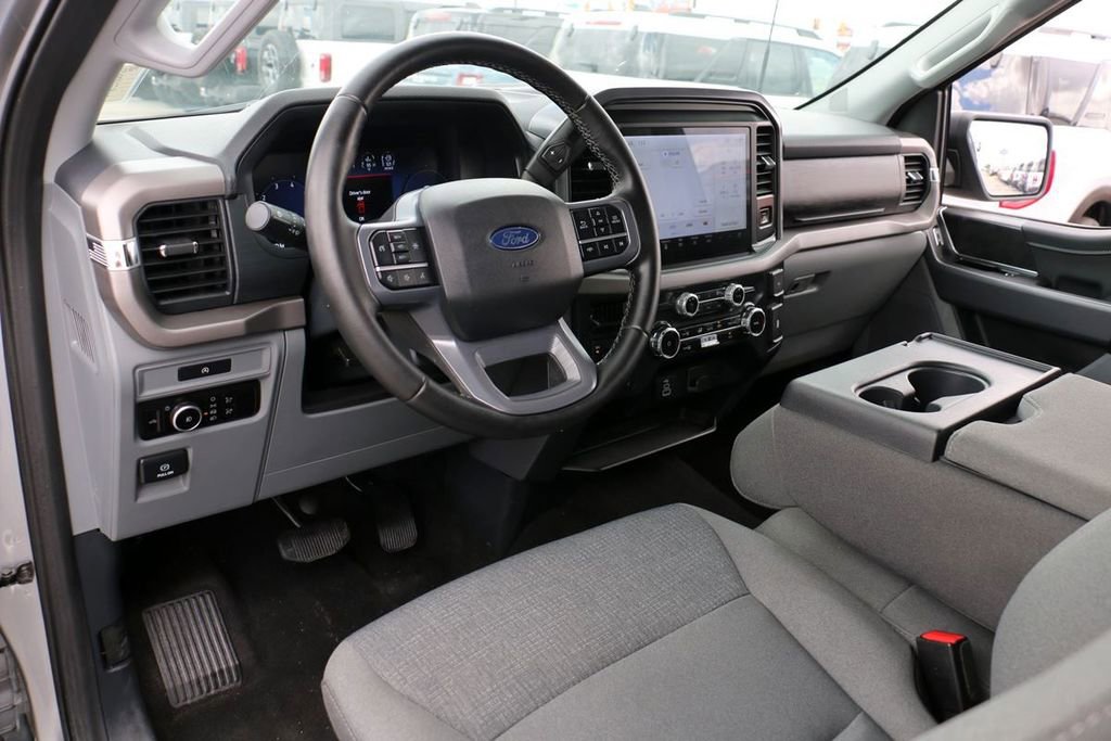 Certified 2025 Ford F150 XLT w/ Equipment Group 301A Standard image 17