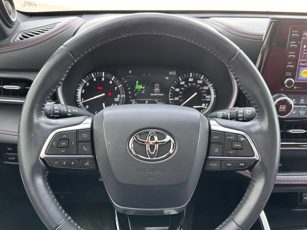 Used 2021 Toyota Highlander XSE image 26