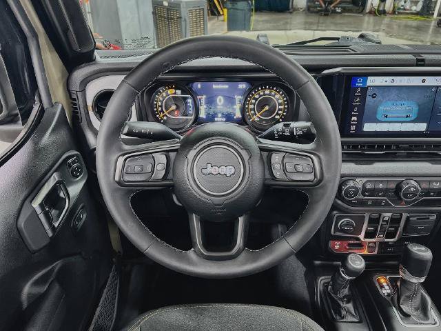 Used 2025 Jeep Wrangler Unlimited Sport AWD/4WD image 18