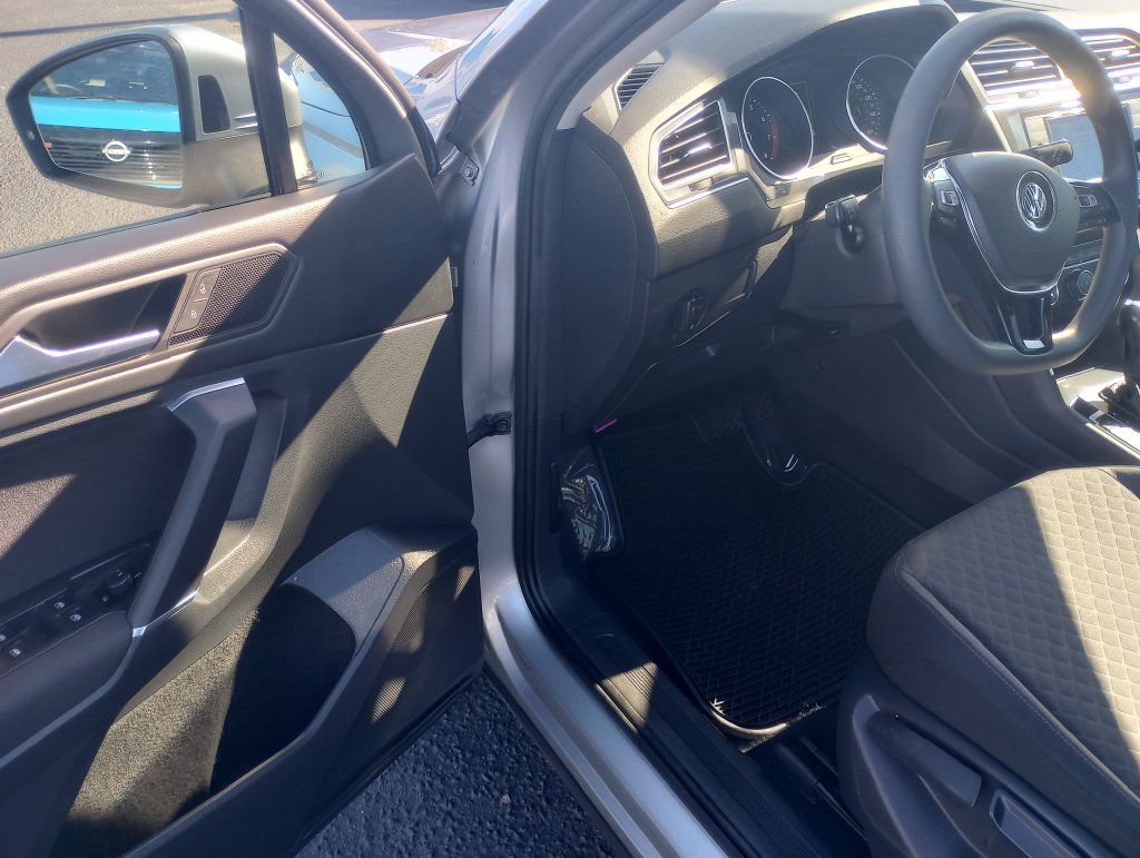 Used 2020 Volkswagen Tiguan S AWD/4WD image 19