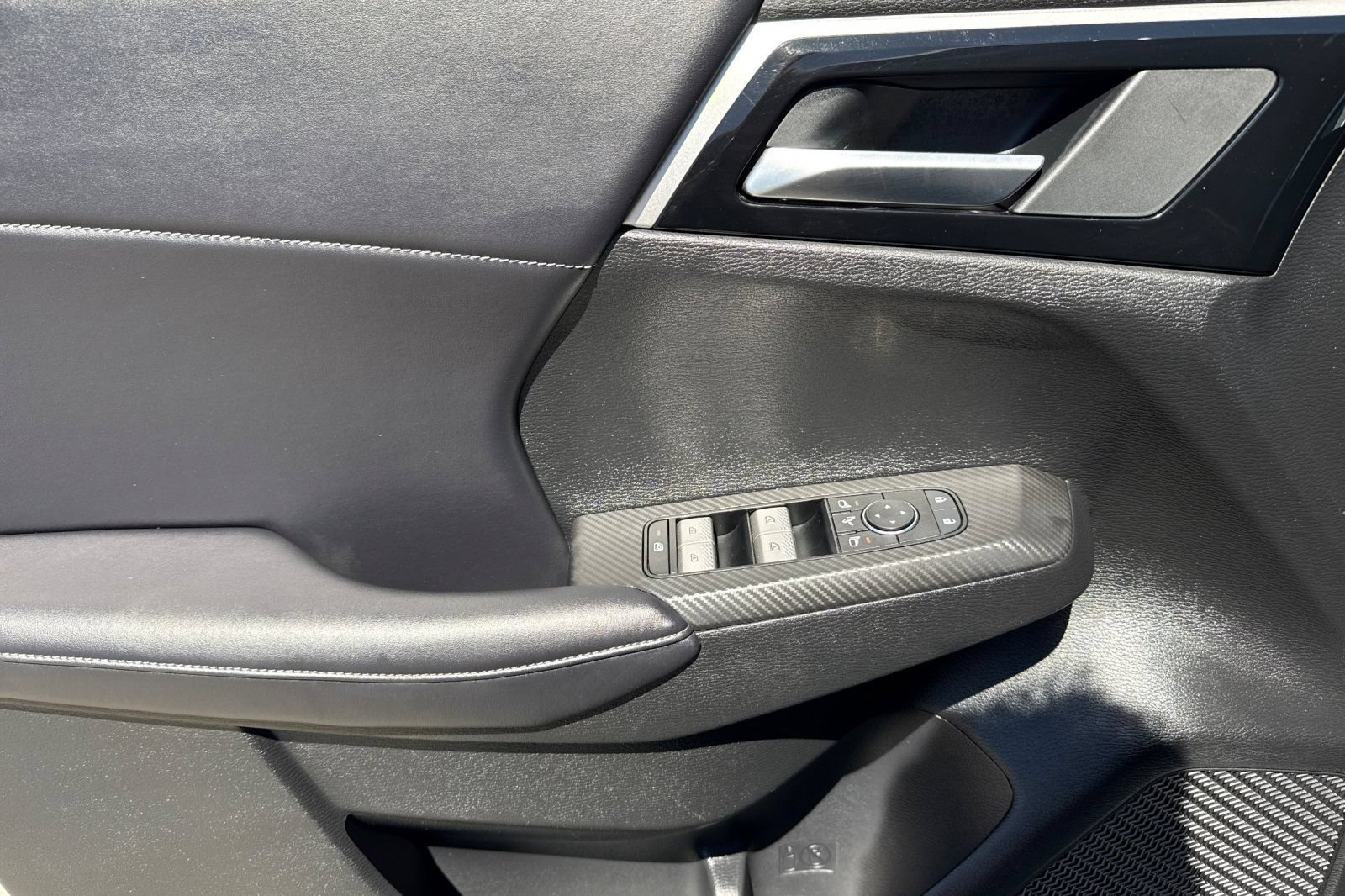 Used 2024 Mitsubishi Outlander SE FWD image 12