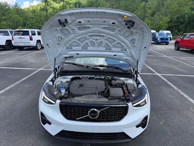 Used 2023 Volvo XC40 B5 Plus w/ Climate Package AWD/4WD image 27