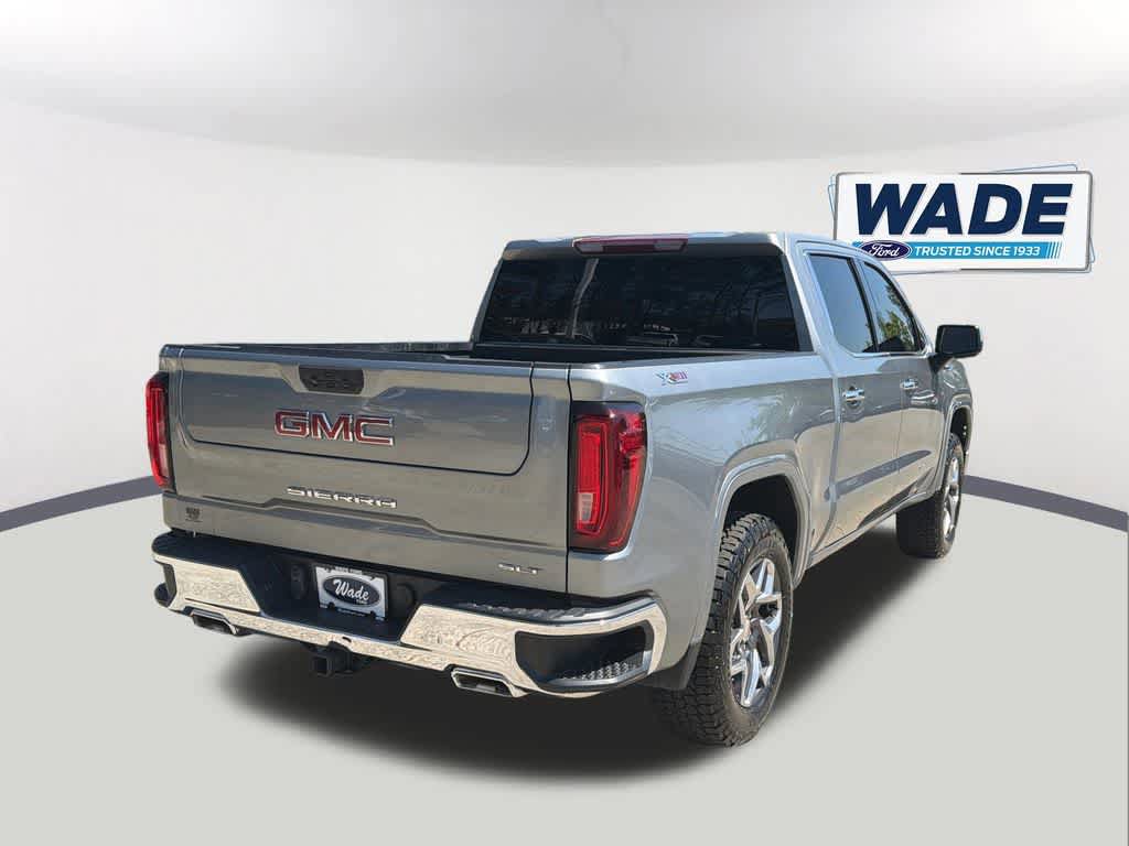 Used 2023 GMC Sierra 1500 SLT w/ SLT Premium Package AWD/4WD image 5