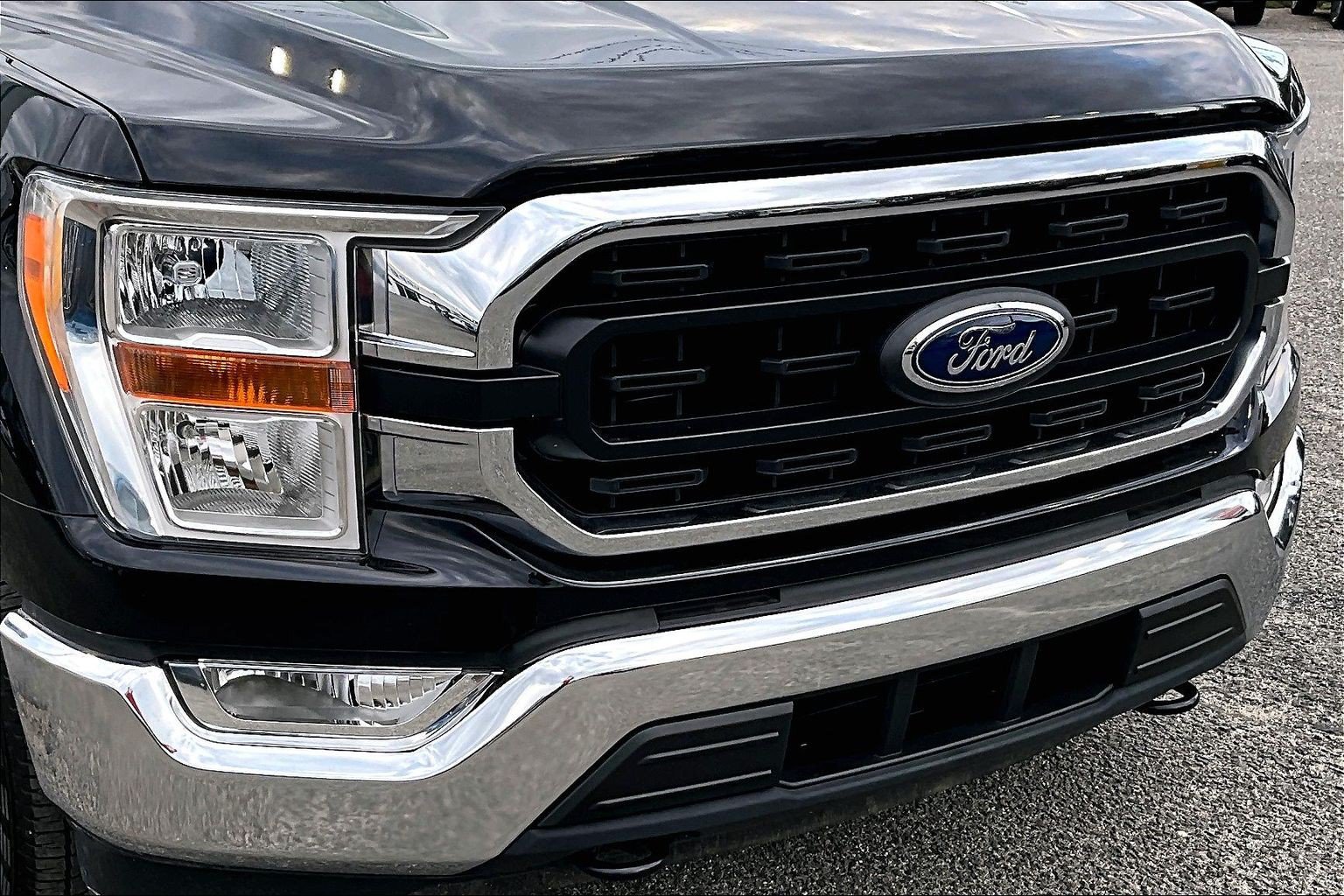 Certified 2022 Ford F150 XLT w/ Equipment Group 301A Mid AWD/4WD image 27