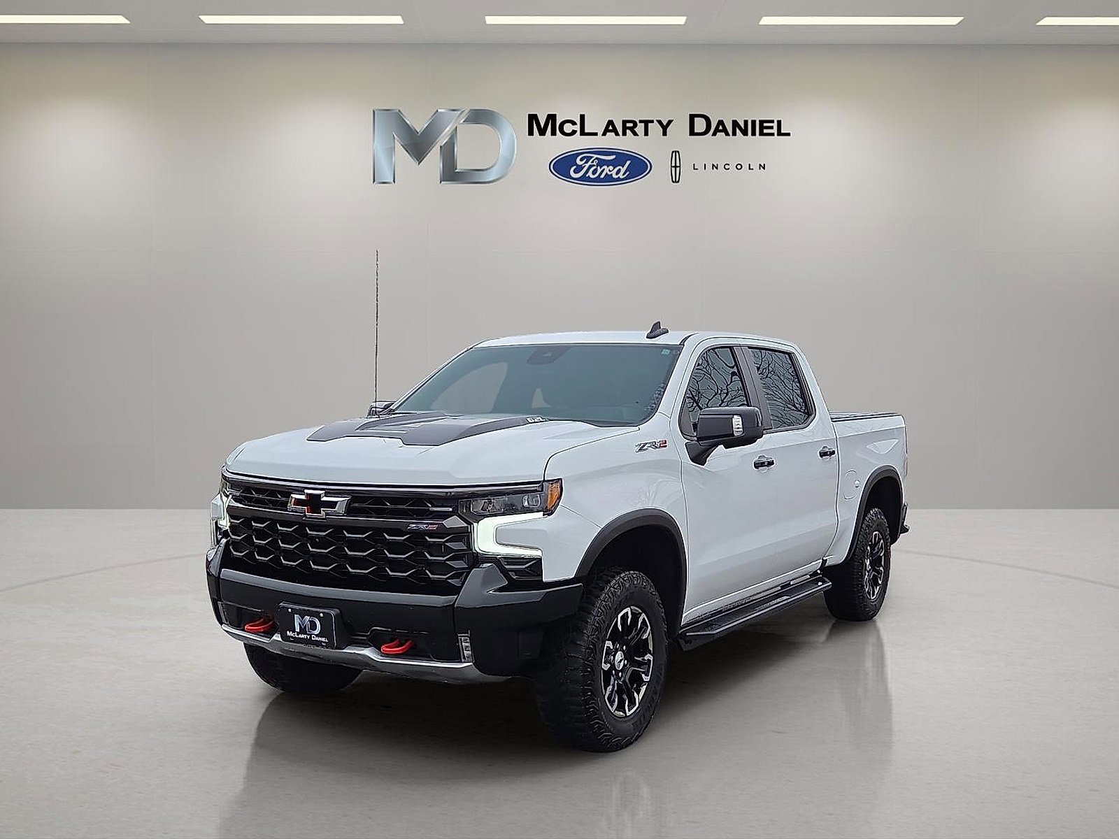 Used 2023 Chevrolet Silverado 1500 ZR2 video 2