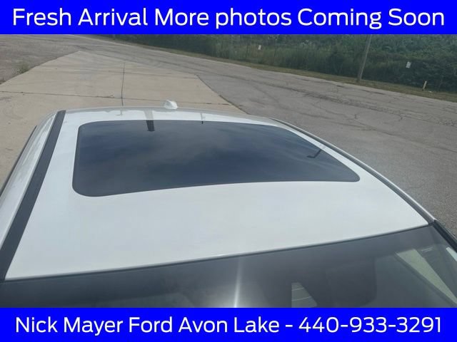 Used 2023 BMW 230i Coupe w/ Premium Package RWD image 10
