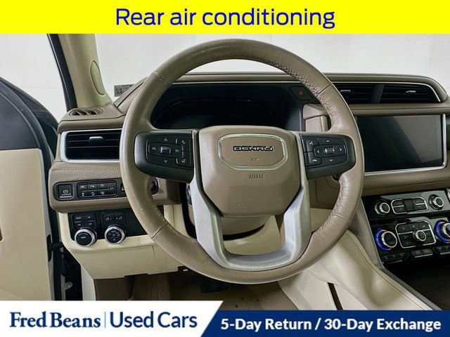 Used 2022 GMC Yukon XL Denali image 14