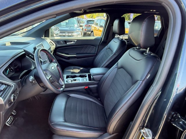 Certified 2024 Ford Edge ST-Line AWD/4WD image 6