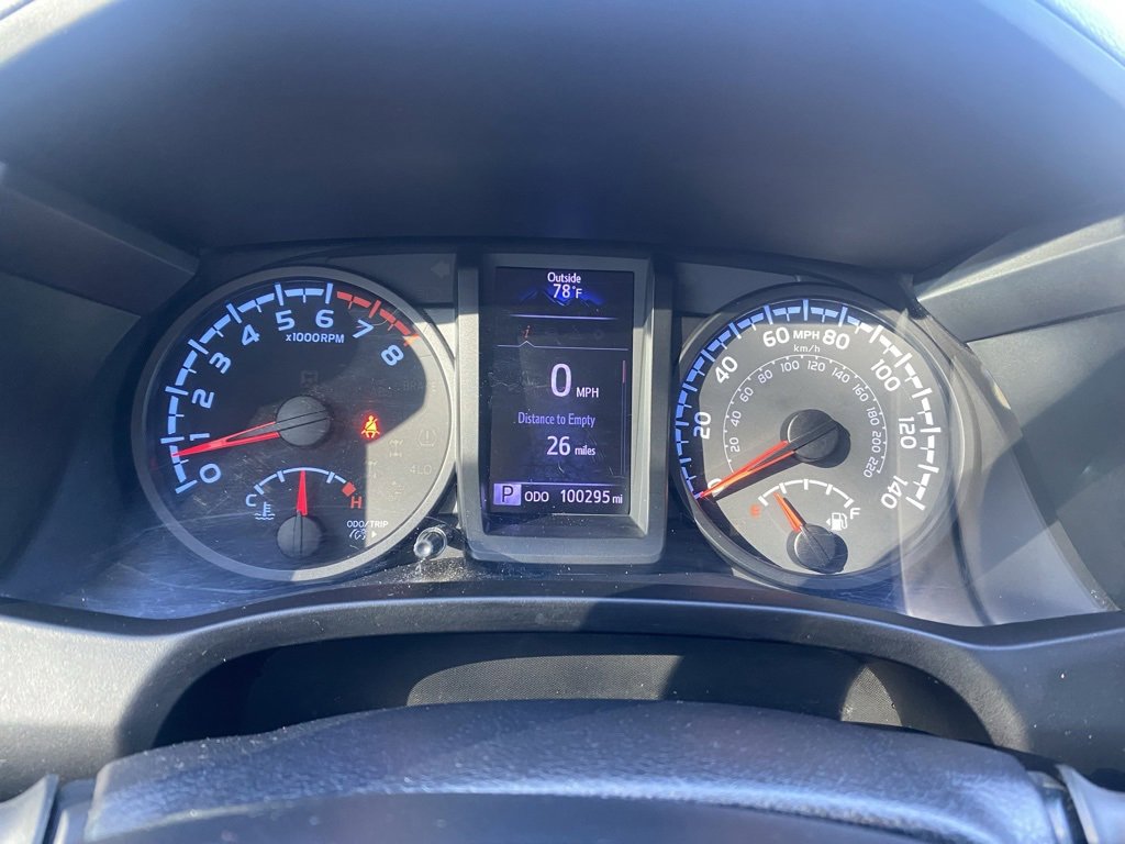 Used 2020 Toyota Tacoma SR image 18