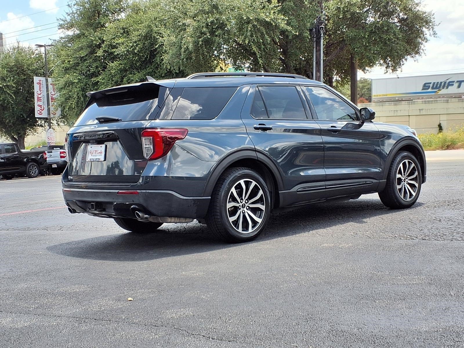 Certified 2022 Ford Explorer ST-Line w/ Class IV Trailer Tow Package RWD image 6