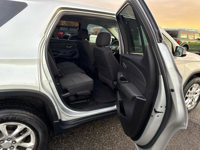 Used 2020 Chevrolet Traverse LS image 9