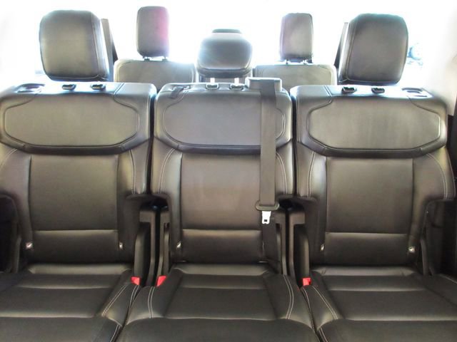 Certified 2025 Ford Expedition Max Platinum image 23