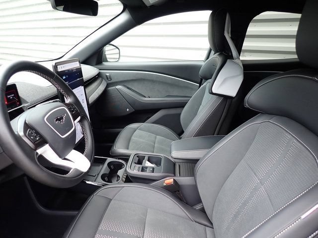 Certified 2025 Ford Mustang Mach-E GT AWD/4WD image 16
